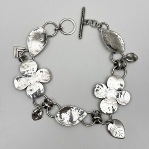 Silpada Sterling Silver Clover Leaf Toggle Bracelet B1705